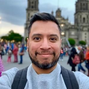 Meet your Posher, José